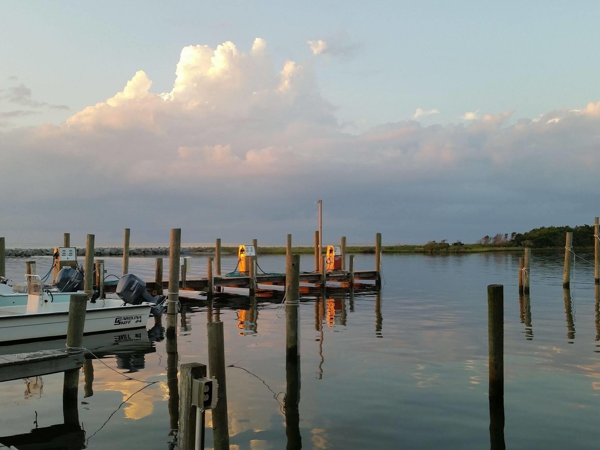 Breakwater Inn Hatteras Bagian luar foto